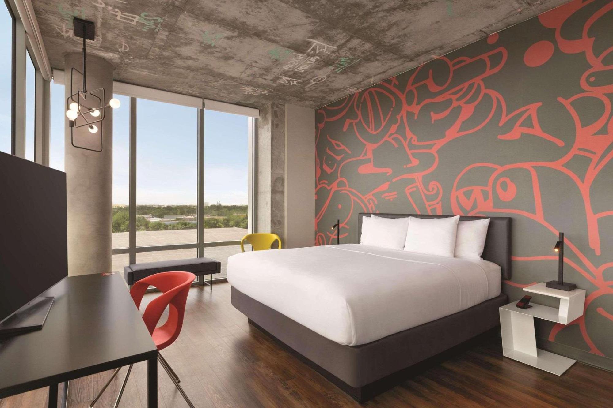מלון Radisson Red Miami Airport מראה חיצוני תמונה